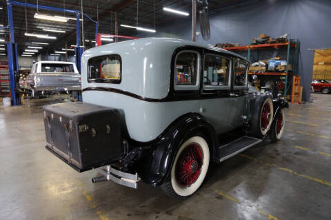 1929 Packard 8 LIMOUSINE