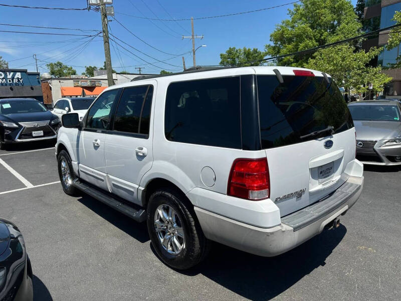 2003 Ford Expedition XLT