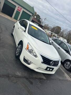 2015 Nissan Altima for sale at The Car Barn Springfield in Springfield MO