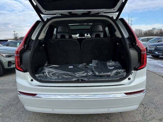 2025 Volvo XC90 T8 Plus Bright Theme 7P