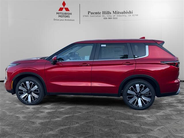 2025 Mitsubishi Outlander SE