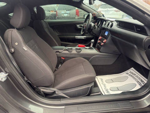 2020 Ford Mustang EcoBoost