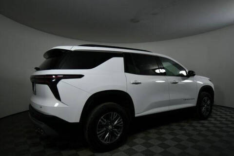 2024 Chevrolet Traverse LT