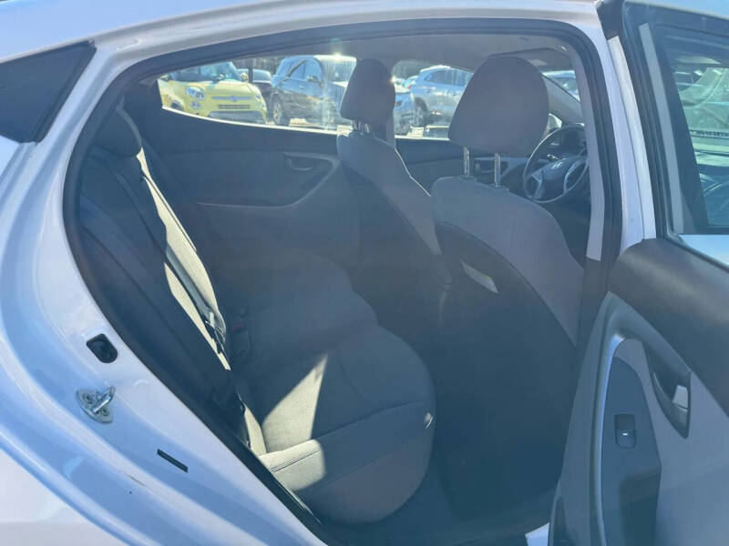 2016 Hyundai Elantra