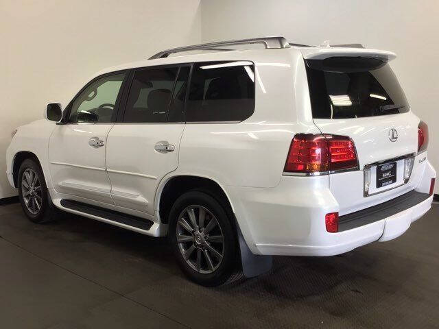 2011 Lexus LX 570