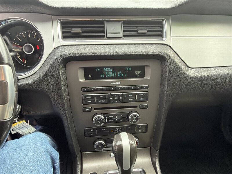 2014 Ford Mustang V6