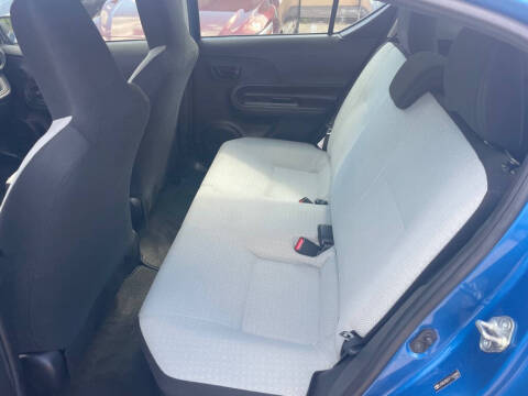 2015 Toyota Prius c One