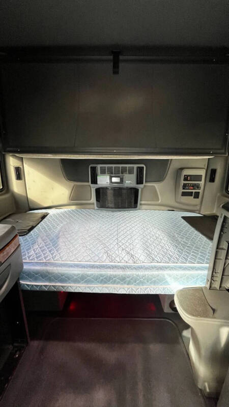 2018 International LT625