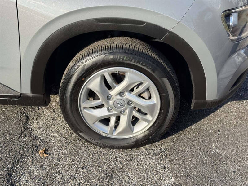 2023 Hyundai Venue SE