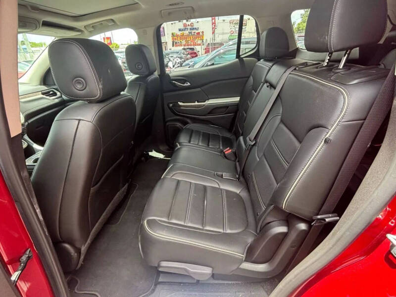 2021 GMC Acadia Denali