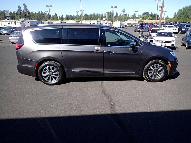 2021 Chrysler Pacifica Hybrid Limited