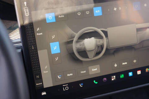 2022 Tesla Model S Plaid