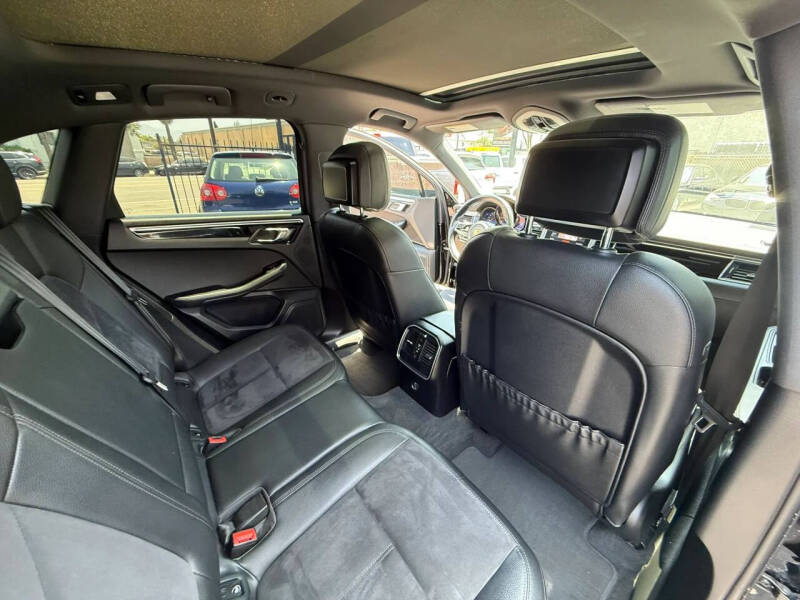 2018 Porsche Macan