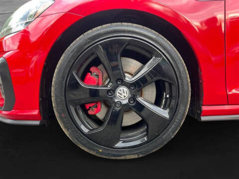 2019 Volkswagen Golf GTI