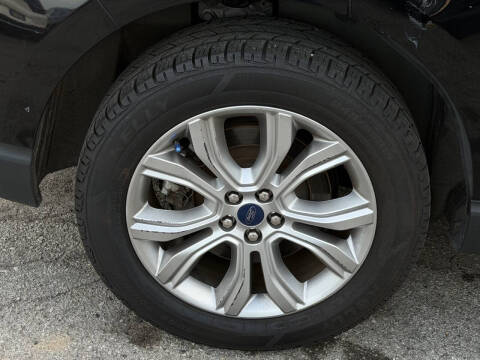 2022 Ford Edge Titanium