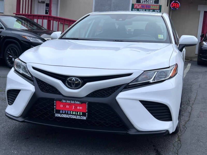 2020 Toyota Camry SE