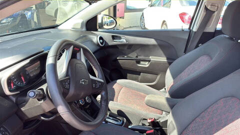 2019 Chevrolet Sonic LT Auto