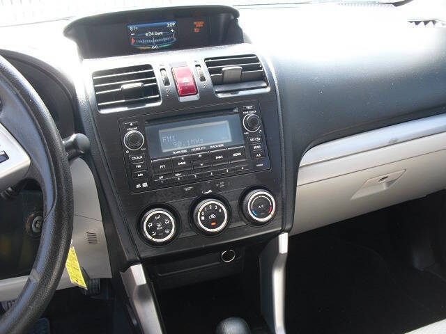 2015 Subaru Forester 2.5i
