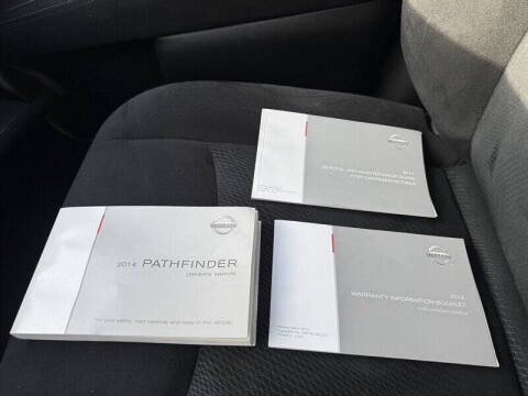 2014 Nissan Pathfinder SV