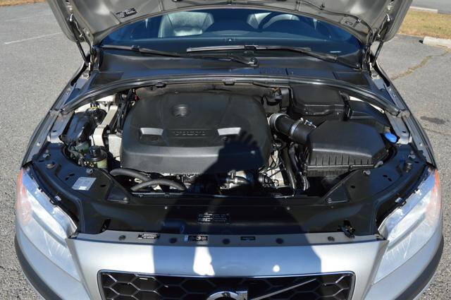 2016 Volvo XC70 T5 Drive-E Premier