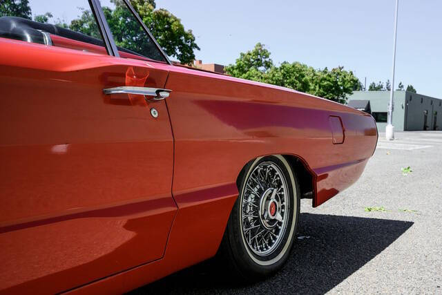 1964 Ford Thunderbird