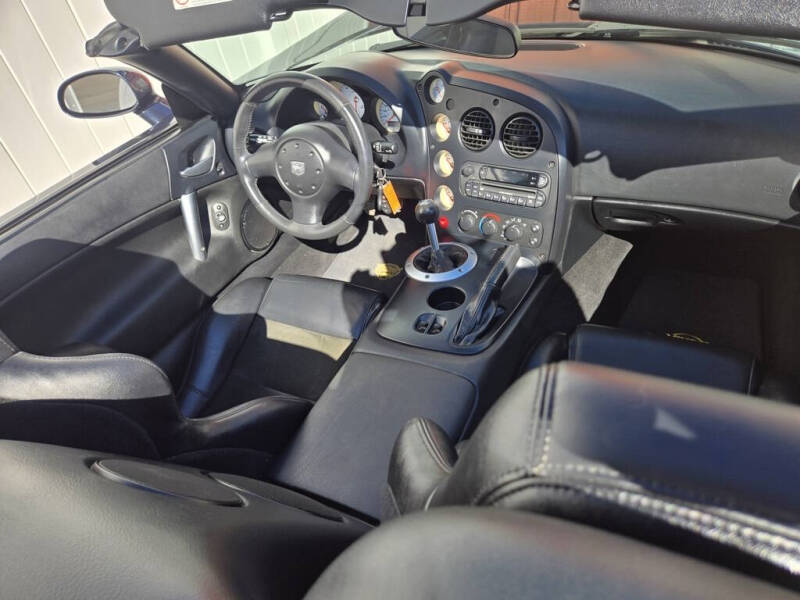 2006 Dodge Viper SRT-10