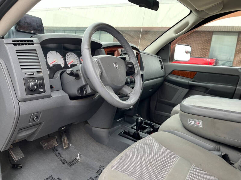 2006 Dodge Ram 2500 Pickup SLT photo 19