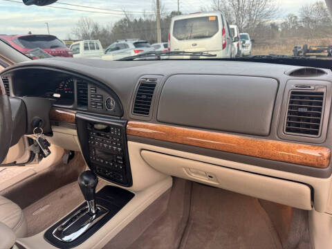 2002 Lincoln Continental