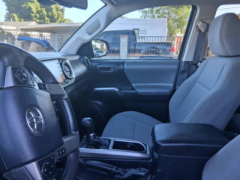 2020 Toyota Tacoma SR5 V6