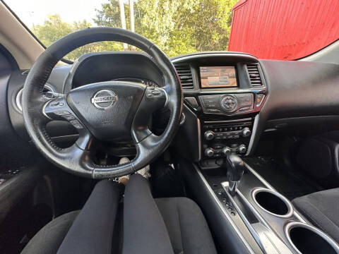 2014 Nissan Pathfinder SV