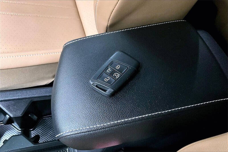 2022 Volkswagen Tiguan SE 4Motion