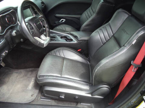 2016 Dodge Challenger SRT 392