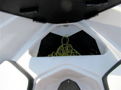 2016 Four Winns 190 Horizon