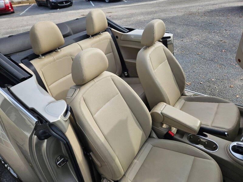 2013 Volkswagen Beetle Convertible