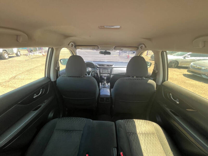 2017 Nissan Rogue SL