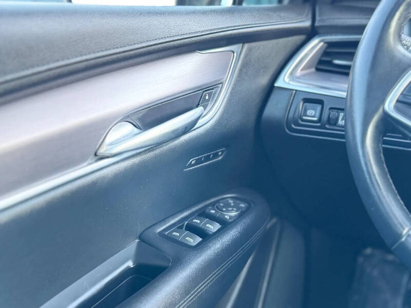 2017 Cadillac XT5 Luxury