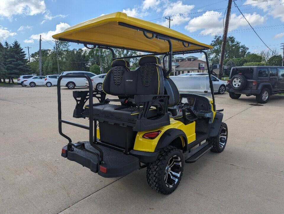 2024 MATRIX E4 for sale at TAC Auto Sales in Kankakee, IL