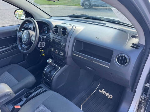 2012 Jeep Compass Sport