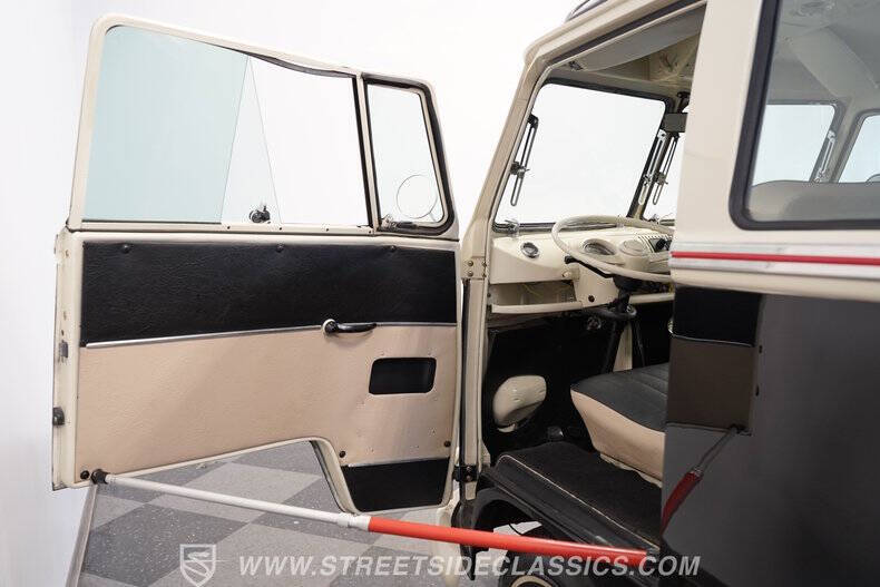 1975 Volkswagen Type 2