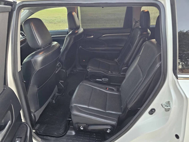 2016 Toyota Highlander