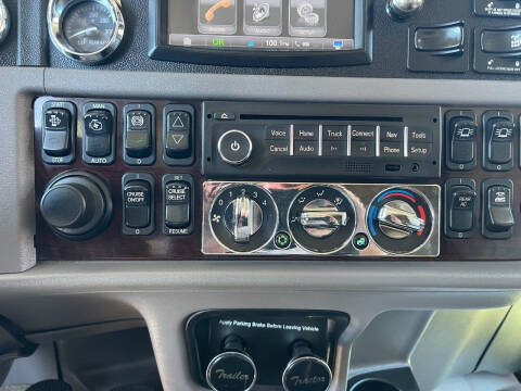 2014 Peterbilt 388