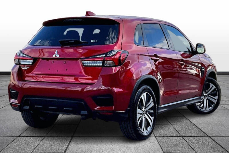 2022 Mitsubishi Outlander SE