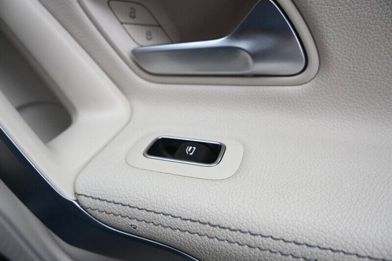 2020 Mercedes-Benz A-Class A 220