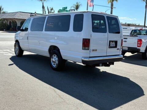 2003 Ford E-Series E-350 SD XLT