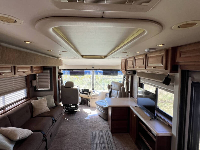 2002 Foretravel GV320 4010