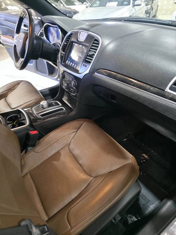 2018 Chrysler 300 Limited