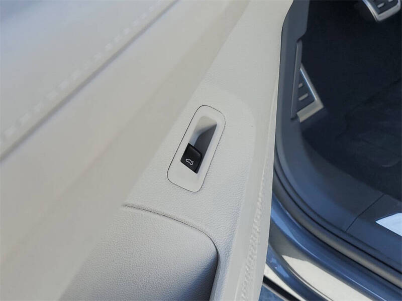 2025 Volkswagen Atlas SEL Premium R-Line 4Motion