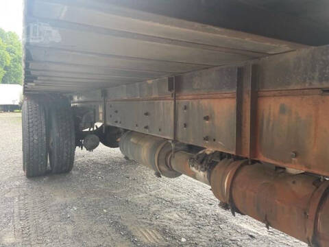 2012 Freightliner Business class M2