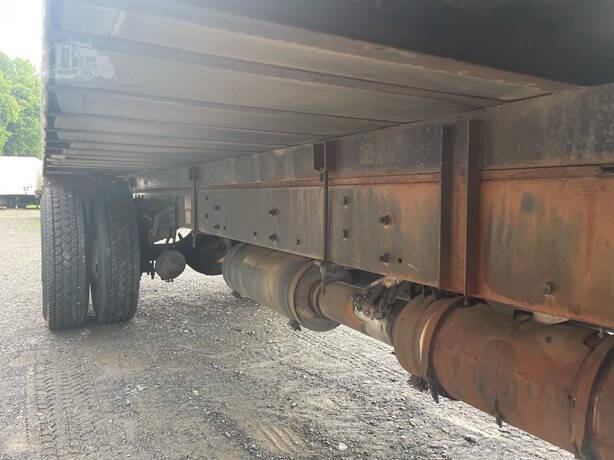 2012 Freightliner Business class M2