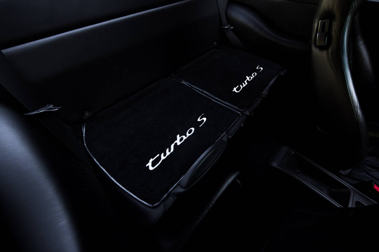 1997 Porsche 911 18